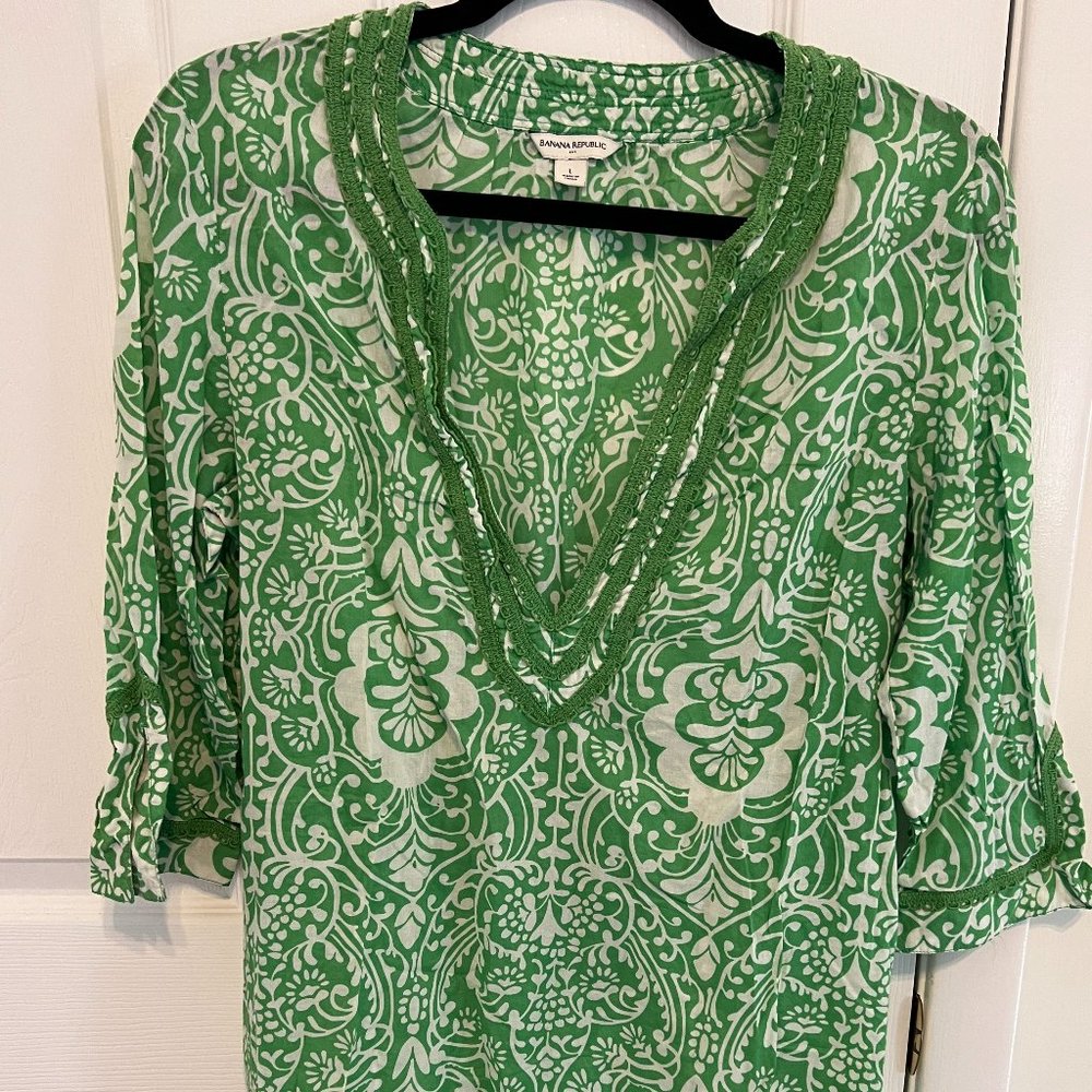 BANANA REPUBLIC LARGE GREEN/WHITE BEACH COVERUP